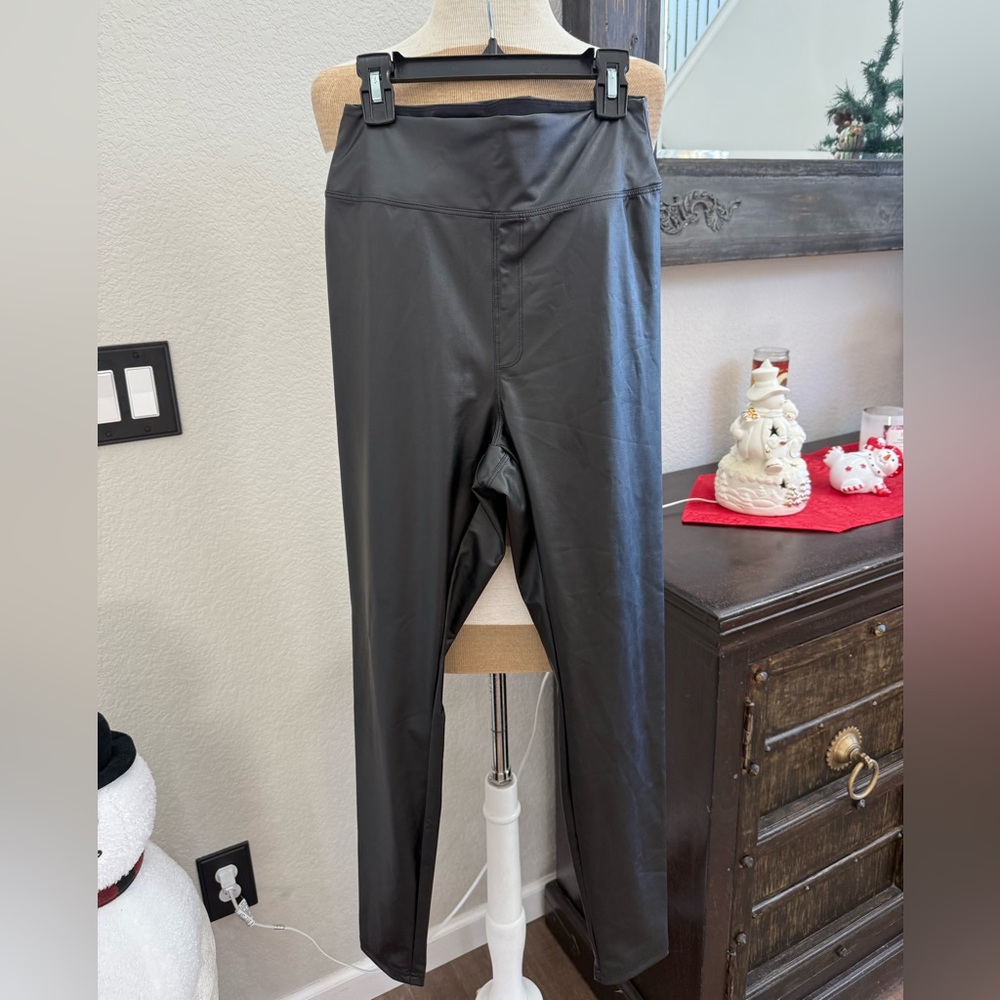 Offline by Aerie Real Luxe faux leather leggings L - Picture 2 of 4